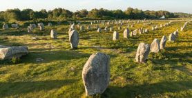 menhirs carnac © thibault poriel - OTI baie de quiberon tourisme