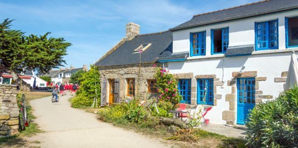 hoedic village u00a9 cyrille bayssac - OTI baie de quiberon tourisme